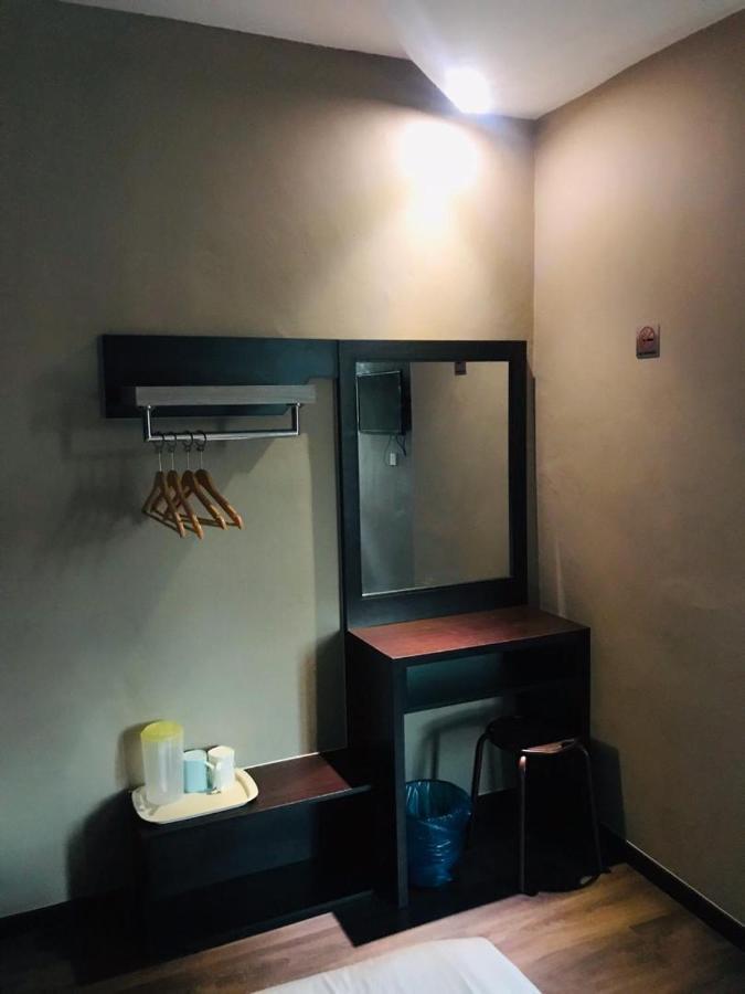 Highway Times Inn Hotel Ipoh Exterior photo